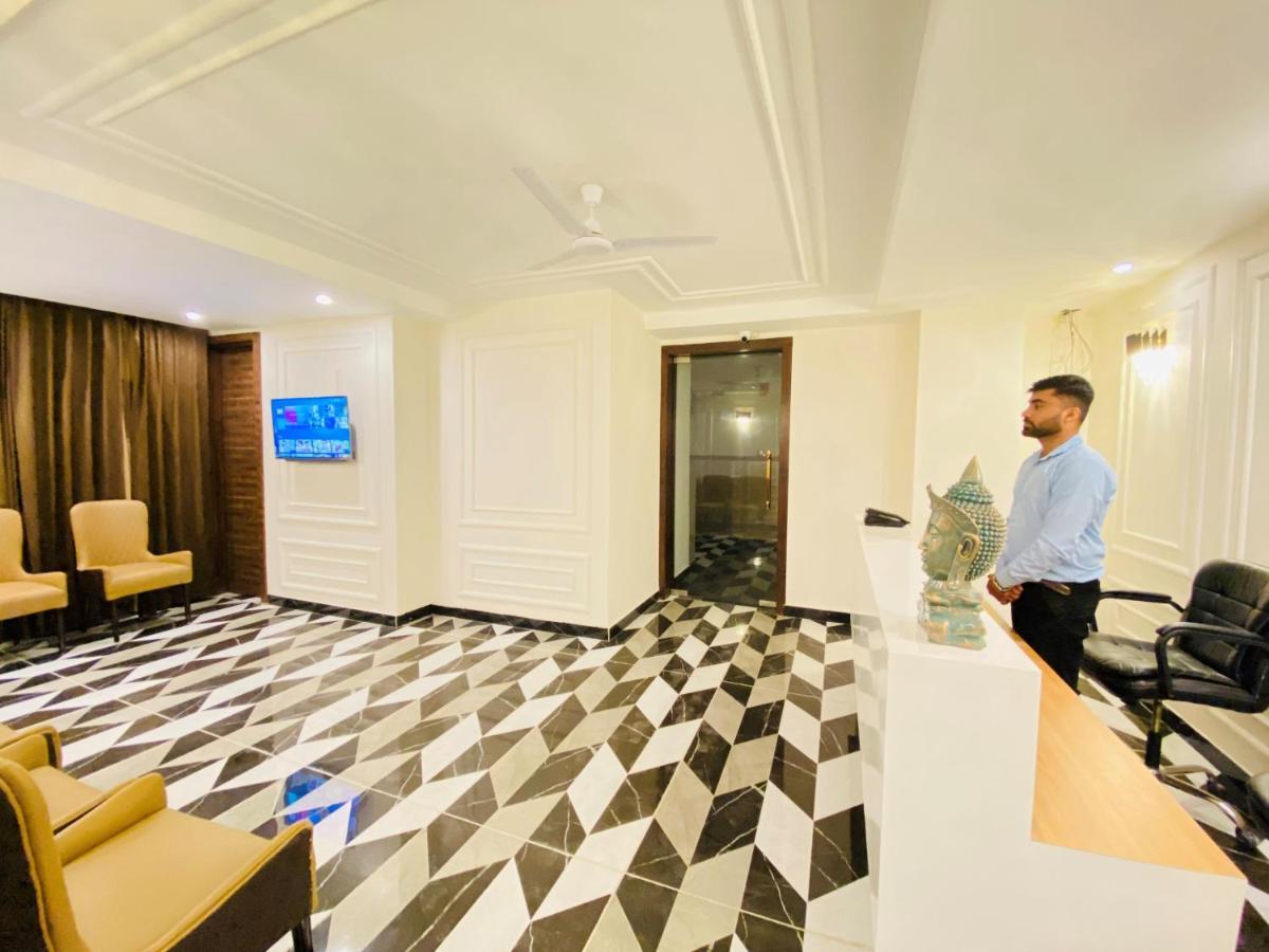 Grand Luxotica By Dls Hotels Dehradun Eksteriør bilde