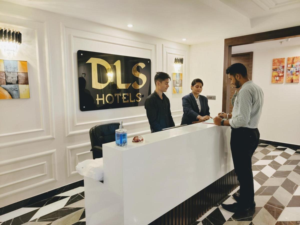 Grand Luxotica By Dls Hotels Dehradun Eksteriør bilde