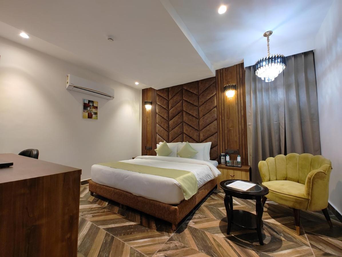 Grand Luxotica By Dls Hotels Dehradun Eksteriør bilde