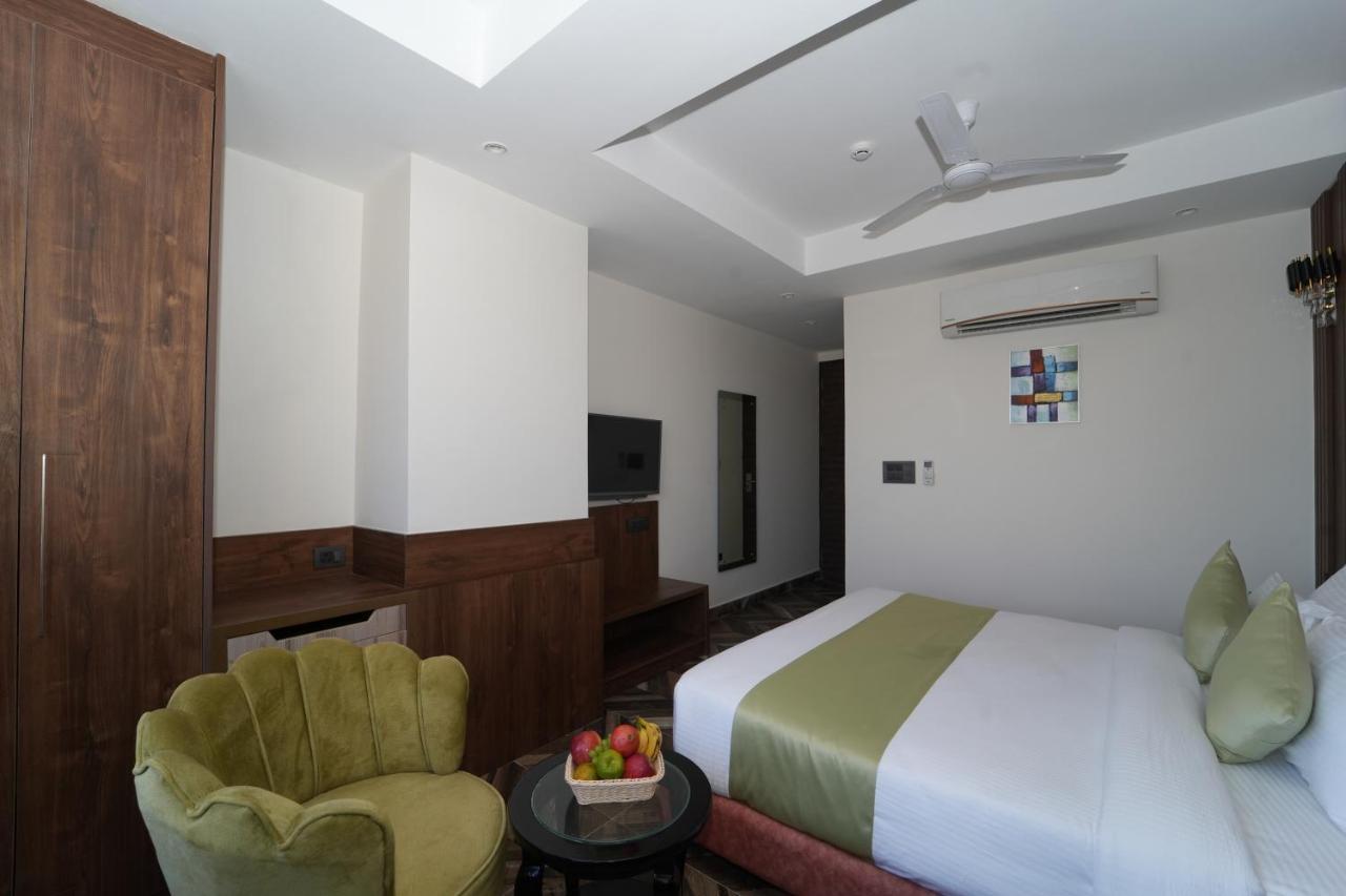 Grand Luxotica By Dls Hotels Dehradun Eksteriør bilde