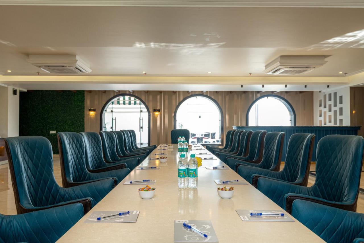 Grand Luxotica By Dls Hotels Dehradun Eksteriør bilde