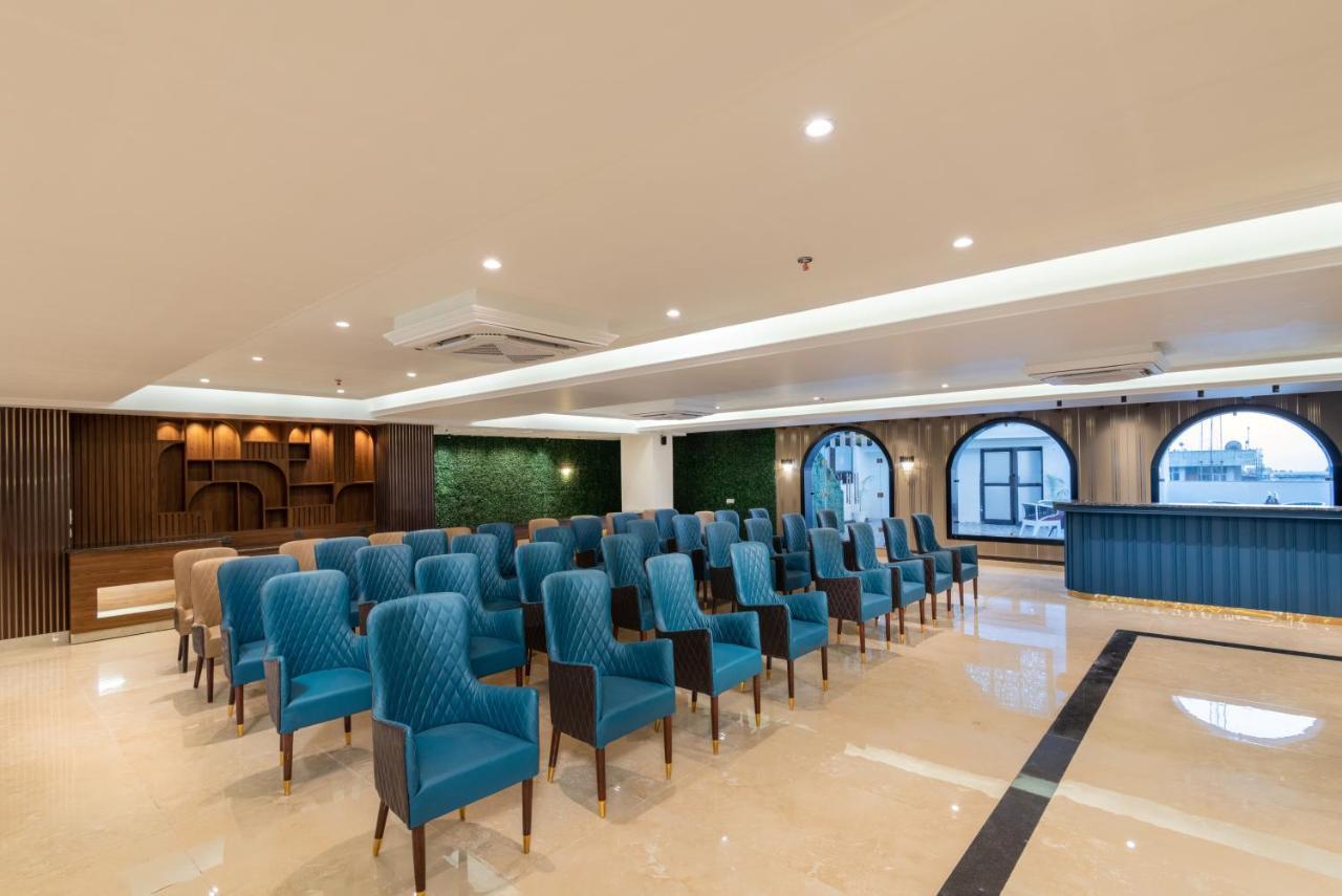Grand Luxotica By Dls Hotels Dehradun Eksteriør bilde