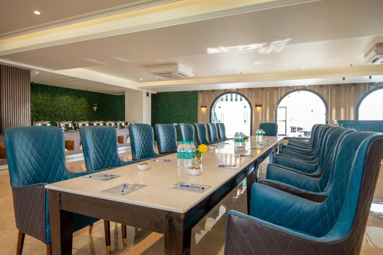 Grand Luxotica By Dls Hotels Dehradun Eksteriør bilde